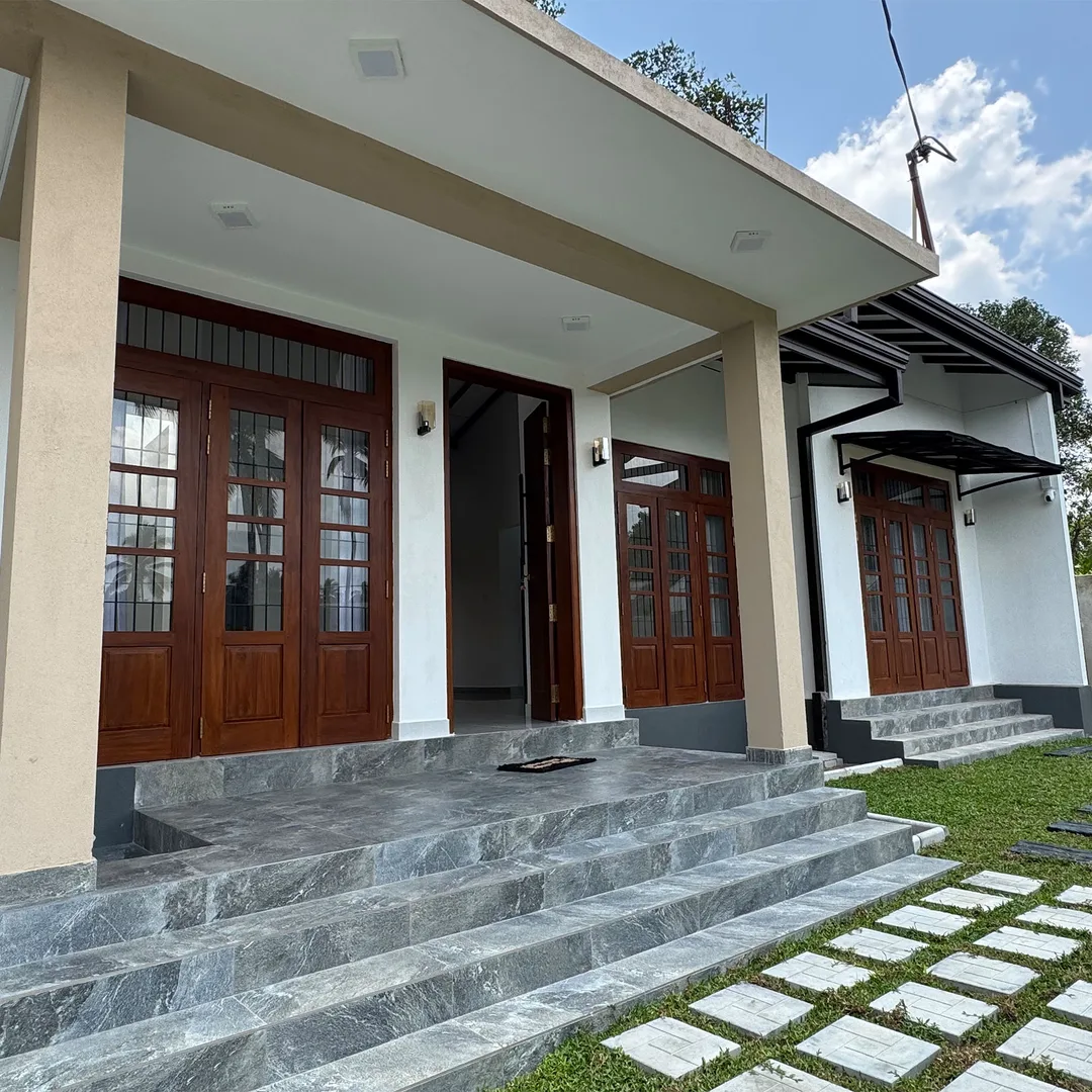 Mr. Lahiru's Residance